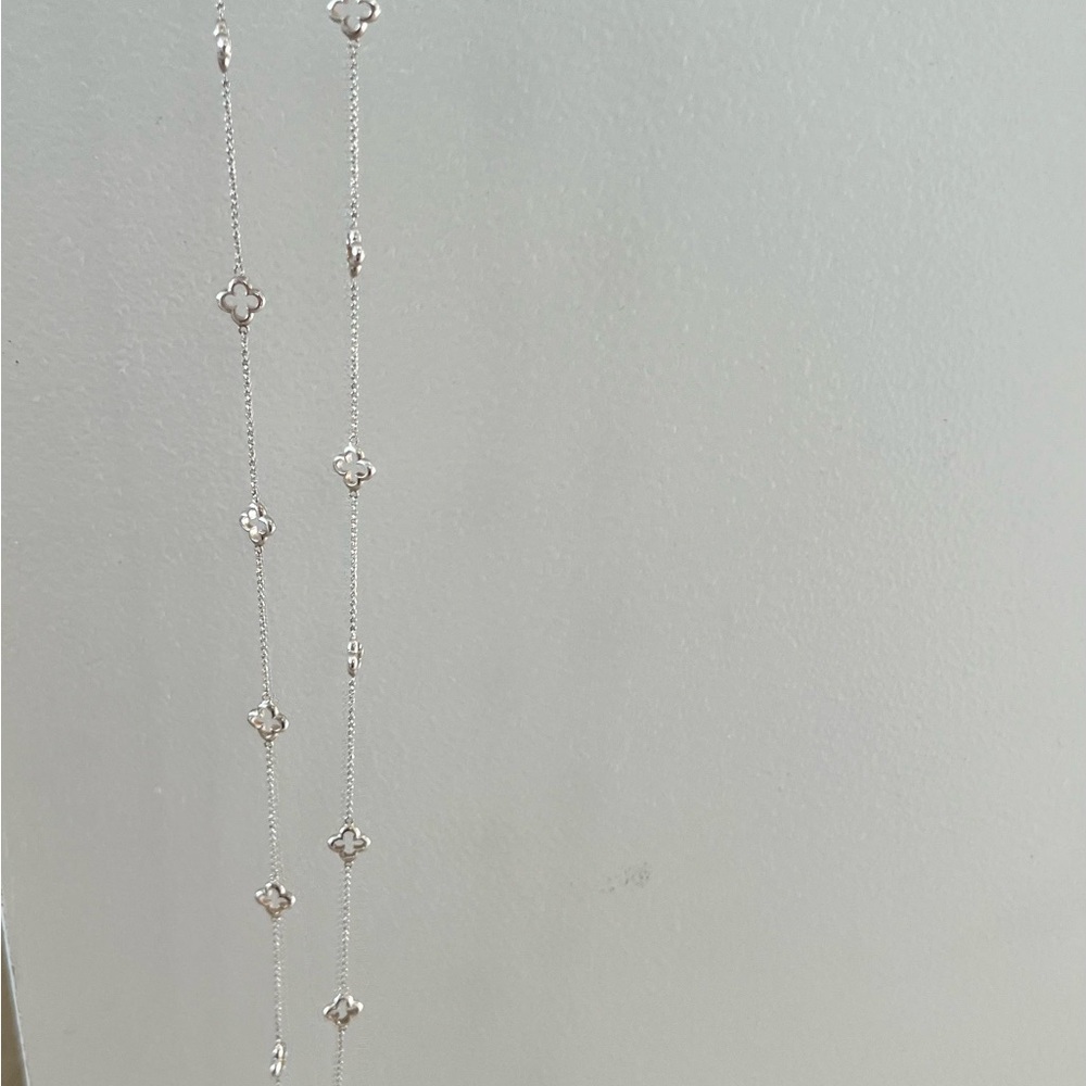 Heidi Klum sterling silver clover long necklace - Picture 5 of 9